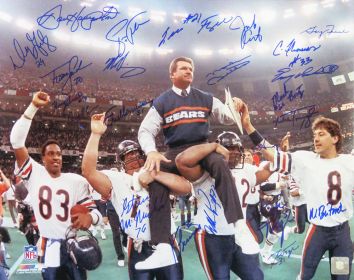 1985 Chicago Bears Team Signed Super Bowl XX Ditka Carried Off Field Photo