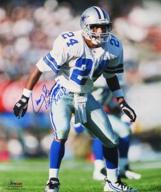 Larry Brown Signed Dallas Cowboys Action Photo w/SB XXX MVP