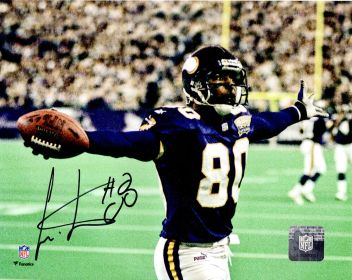 Cris Carter Signed Vikings Arms Out Celebration Holding Football Photo