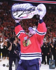 Scott Darling Signed Chicago Blackhawks Holding 2015 Stanley Cup Side View Photo