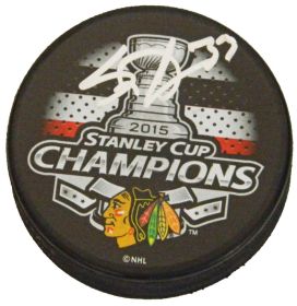 Scott Darling Signed Chicago Blackhawks 2015 Stanley Cup Champs Logo Hockey Puck