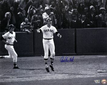 Carlton Fisk Signed Boston Red Sox 1975 World Series Game