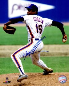 Dwight "Doc" Gooden Signed New York Mets Pitching Action Photo